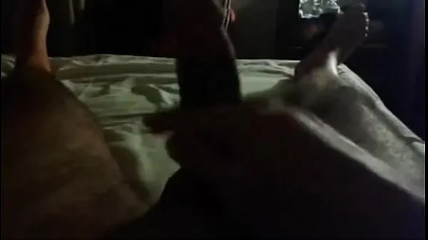 Mira Relaxing handjob cálidos videos