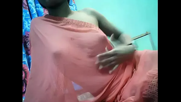 Oglejte si hot desi cam girl boobs show(0 toplih videoposnetkov
