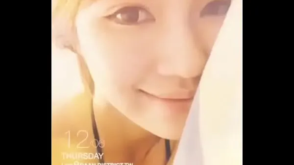 Se Mikohuang is lazy at home, lying and rolling mode varme videoer