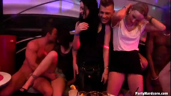 Tonton party sex for girls Video hangat