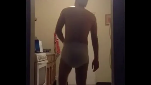 Watch Diaper b. walking in diapers at home - gigant boy warm Videos