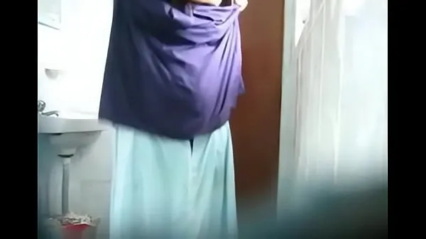 Regardez 3738085 bain à caméra cachée punjabi bhabi vidéos chaleureuses