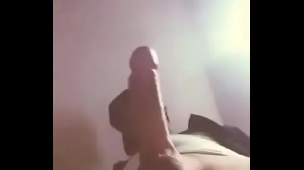 شاهد مقاطع فيديو دافئة Big cock homemade video cumshot