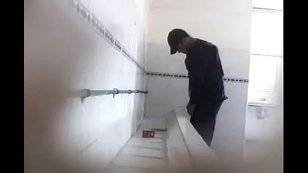 دیکھیں spying cock in public bathroom گرم ویڈیوز