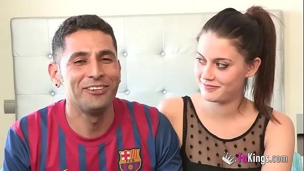 Sıcak Videolar Young busty Suri enjoys another man's cock while her latino boyfriend watches it izleyin