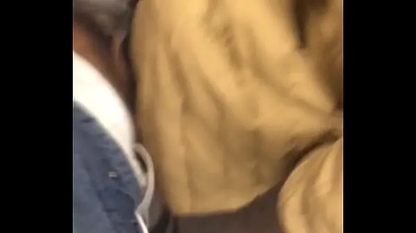 Katso Teen Gets Fucked In Public Library lämmintä videota