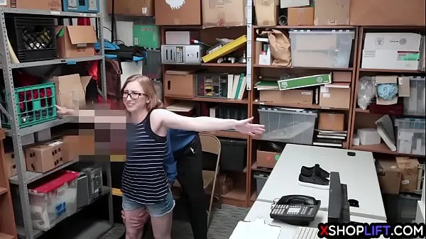 Παρακολουθήστε Tighty teen shoplifting busted and fucked by security ζεστά βίντεο