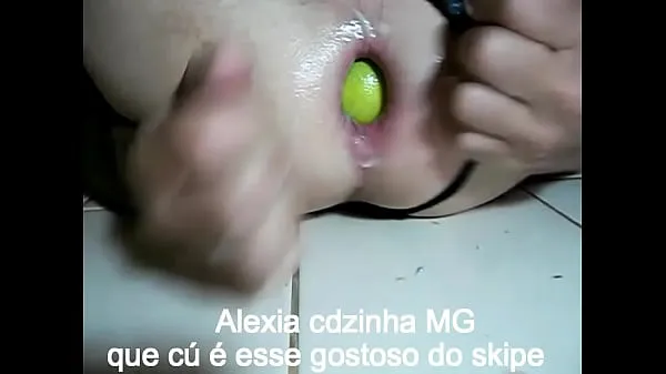 Sehen Sie sich Alexia cdzinha MG penetrating two big oranges in the ass iframe src="https://wwwarme Videos an