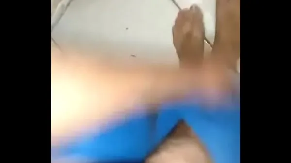 Sehen Sie sich White fucking Hure Frau fickt mit Horn Freundwarme Videos an