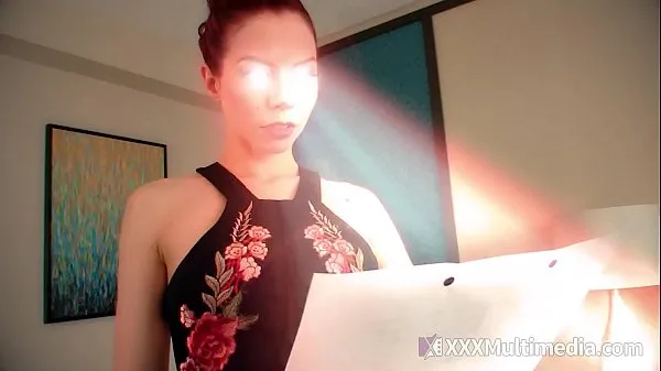 Sehen Sie sich Fembot-Assistent mit Stripper-Moduswarme Videos an