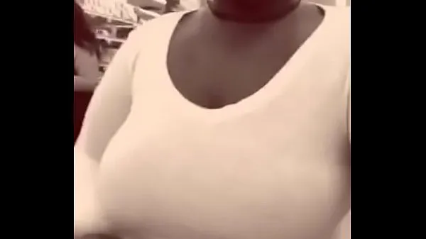 Katso Instagram Live Shopping With Milk Marie lämmintä videota