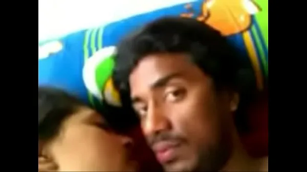 Tonton bhabi in desi style Video hangat