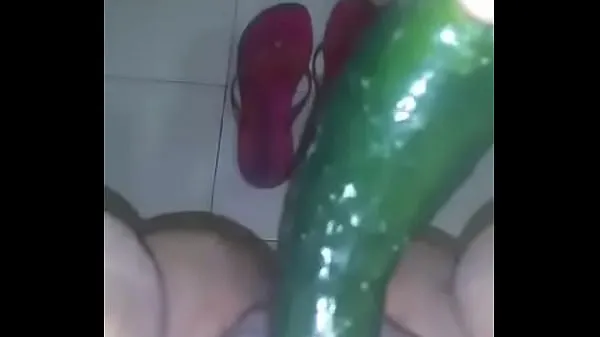 Assista Best friend's girlfriend masturbates vídeos quentes