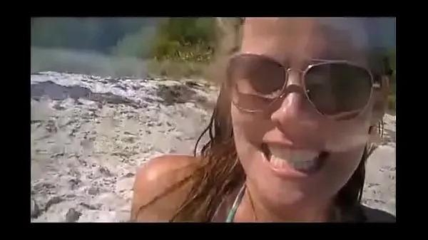 Přehrát SI PAPI LLAMAME MI MI CULO ASS MI WASSAP Y MI WEB SITE zajímavá videa