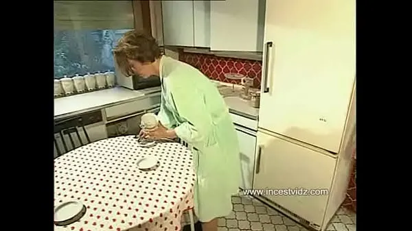 Guarda Famiglia facendo sesso tra loro video caldi