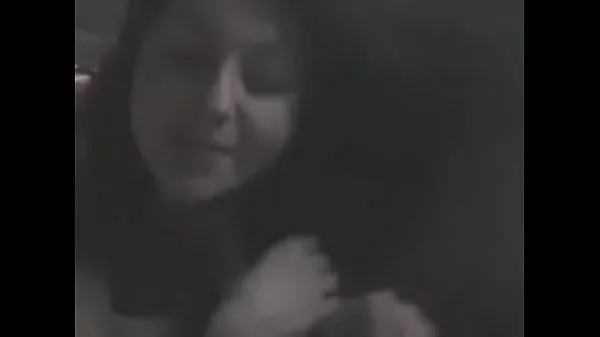 Se Clara Nylon fucked in a limousine varme videoer