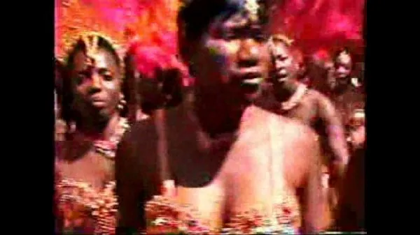 Regardez Carnaval antillais de la fête du Travail 2001 The Girls Dem Sugar vidéos chaleureuses