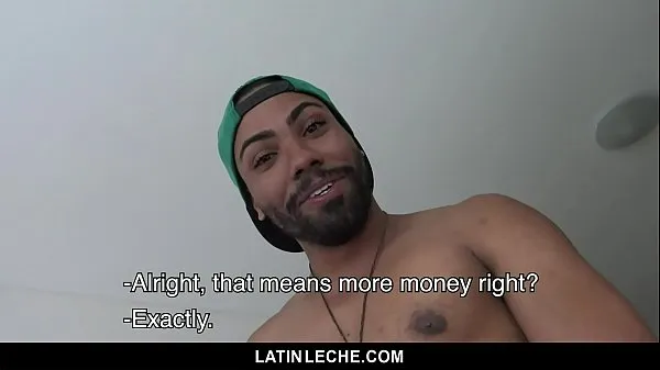 Regardez LatinLeche - Fit Black Latino suce et baise une grosse bite en POV vidéos chaleureuses