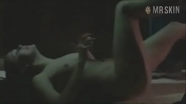 Oglądaj Rise of the d.: Sexy Nude Girl GIF ciepłe filmy