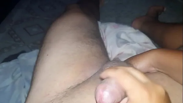 Přehrát hot wife jacking off her husband zajímavá videa