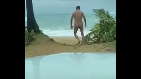 دیکھیں Naked beach گرم ویڈیوز