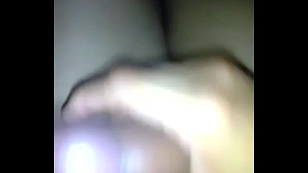 Mira se masturba y se llena de semen cálidos videos