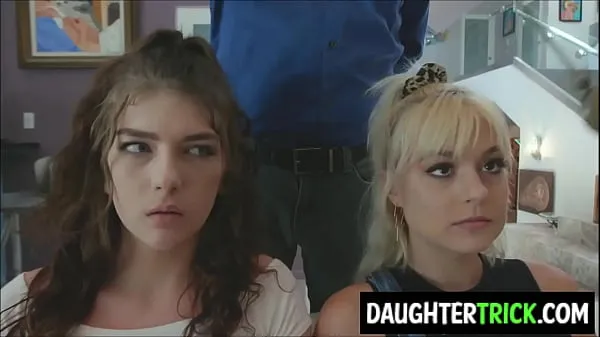 Bekijk Hypnotised stepdaughters service horny StepDads warme video's