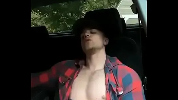 Tonton Straight guy masturbates in his car Video hangat