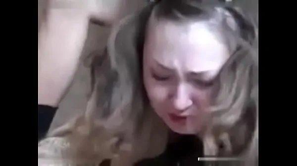 Katso Russian Pizza Girl Rough Sex lämmintä videota