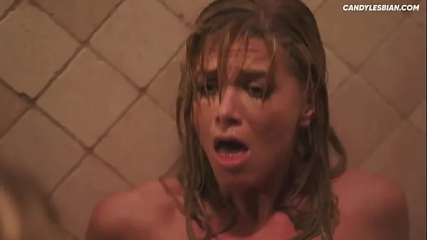 Oglejte si Two Horny Lesbian Caught Fucking on Shower toplih videoposnetkov