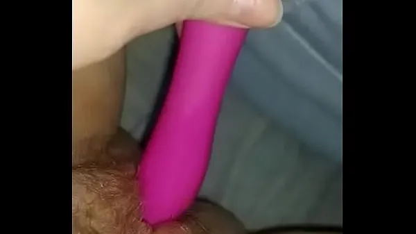 Mira Jovencita caliente masturbándose con vibrador cálidos videos