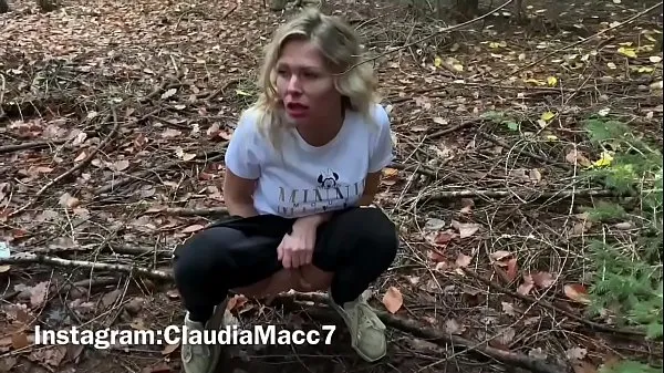 Assista Perdido na floresta vídeos quentes