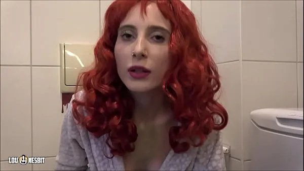 Mira eres mi esclava del baño (alemán) Lou Nesbit, Lia Louise cálidos videos