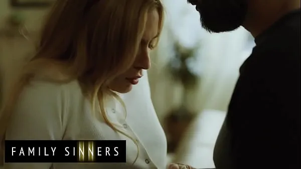 Pozrite si Rough Sex Between Stepsiblings Blonde Babe (Aiden Ashley, Tommy Pistol) - Family Sinners zaujímavé videá