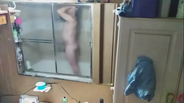 Regardez 21 minutes de WESTLLOYD sur une caméra cachée à travers un miroir dans un slip à nez d'éléphant avant de prendre une douche pour aller travailler dans un slip à nez d'éléphant imprim vidéos chaleureuses