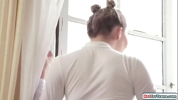 Pantyhosed shemale Emma Rose barebacked गर्मजोशी भरे वीडियो देखें