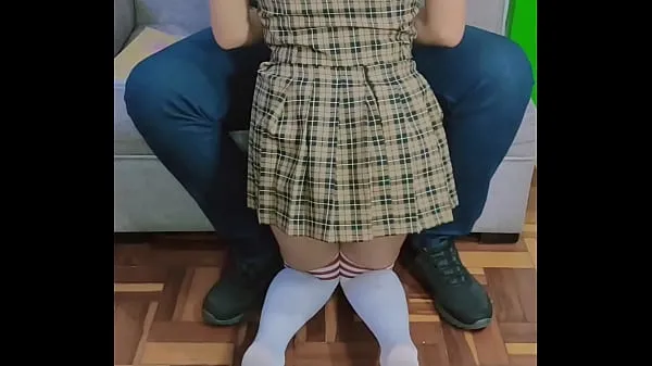 Pozrite si My stepdaughter has bad grades at lately, I take the opportunity to scold her when her is not there and give the slutty young tiny girl a good fuck zaujímavé videá