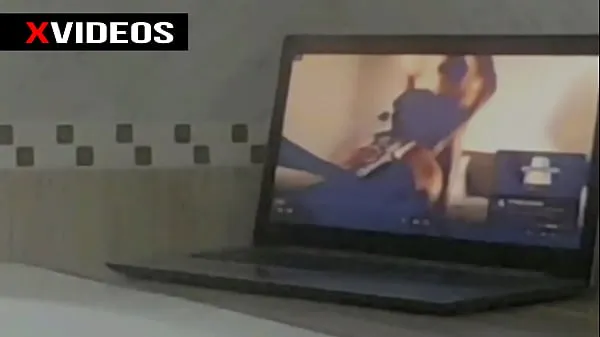 Assista 31 PERLA LOPEZ NINFOMANA, A PSICÓLOGA, vai passar o fim de semana em sua casa em Entre Ríos, para assistir seus filmes e se masturbar lindamente vídeos quentes