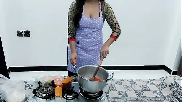 Bekijk Pakistani Maid Fucked In Kitchen With Clear Dirty Urdu Audio warme video's