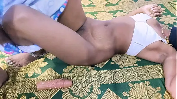 ดู Indian village couple Sex video วิดีโอที่อบอุ่น