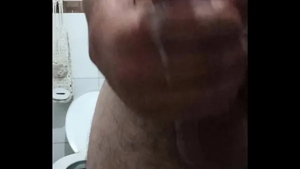 شاهد مقاطع فيديو دافئة taking a cumshot