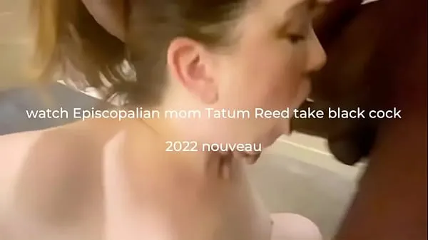 Guarda L'elegante blogger di Waspy Mom Tatum Reed succhia e scopa un cazzo nero che ha incontrato da Bumble video caldi