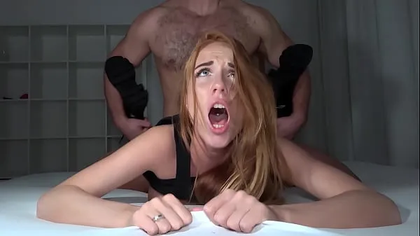 Tonton SHE DIDN'T EXPECT THIS - Redhead College Babe DESTROYED By Big Cock Muscular Bull - HOLLY MOLLY Video hangat
