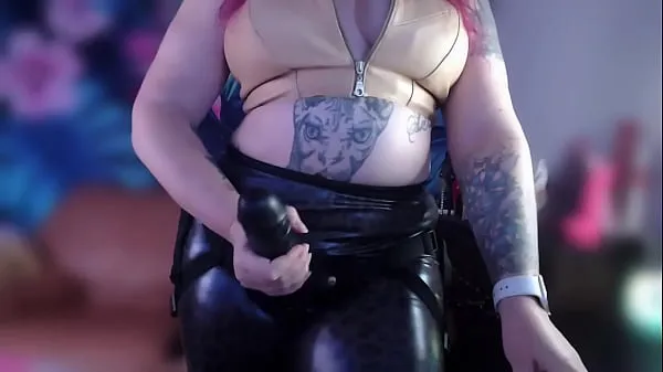 Assista Eu vou te foder com um strap-on vídeos quentes