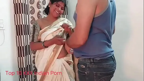 Se Poor bagger women fucked by owner only for Rs100 Infront of her Husband!! Viral Sex varme videoer