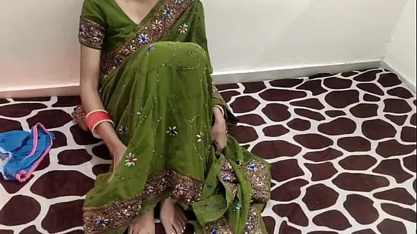 Tonton Indian Hot Stepmom has hot sex with stepson in kitchen! Father doesn't know, with clear Audio, Indian Desi stepmom dirty talk in hindi audio Video hangat
