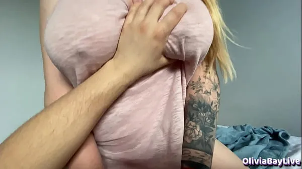 دیکھیں Step Brother watch Porn with Step Sister and her into Fucking - Olivia Bay گرم ویڈیوز