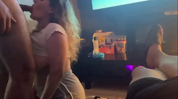 Παρακολουθήστε THICK WIFE makes her HUSBAND a CUCKOLD ζεστά βίντεο