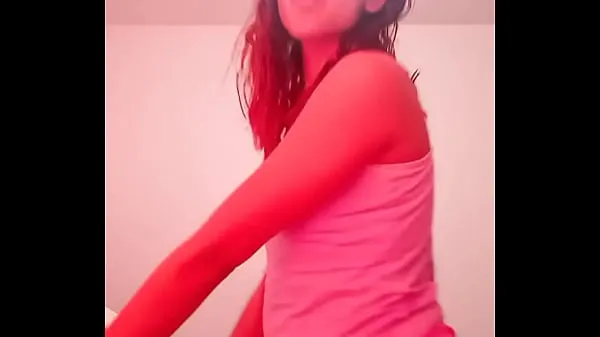 Skinny girl sends dancing video