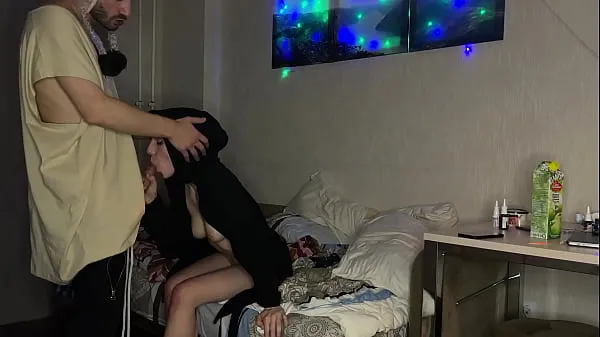 Mira Trío casero - una chica sedujo a un par de gays y los invitó a follar - 1.143 cálidos videos